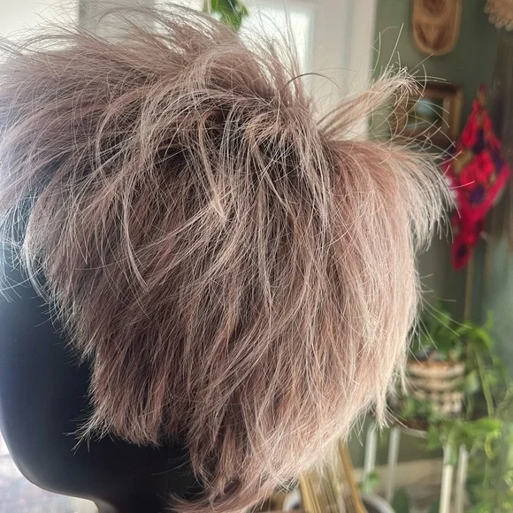 Tony of Beverly KRIS color: pink pearl rooted heat resistant wig - Picture 7 of 16